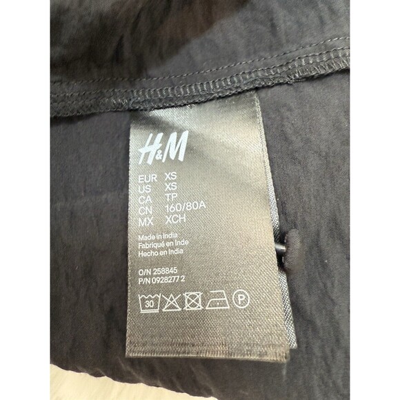 NEW H&M Black Dress Size X Small (0-2) - Picture 13 of 15